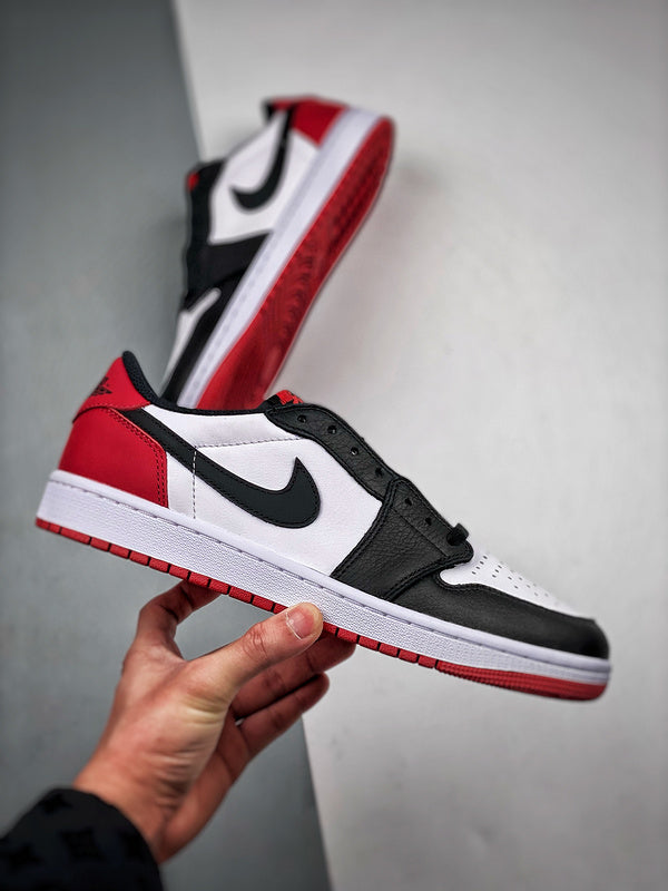 Tênis Nike Air Jordan 1 Low "Black Toe"