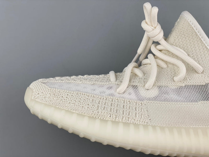 Tênis Adidas Yeezy Boost 350 V2 Bone