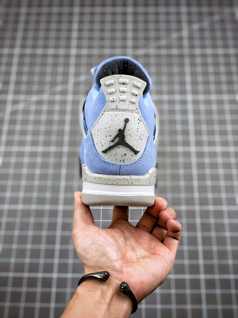 Tênis Nike Air Jordan 4 SE University Blue