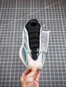 Tênis Adidas Yeezy Boost 700 V3 Kyanite