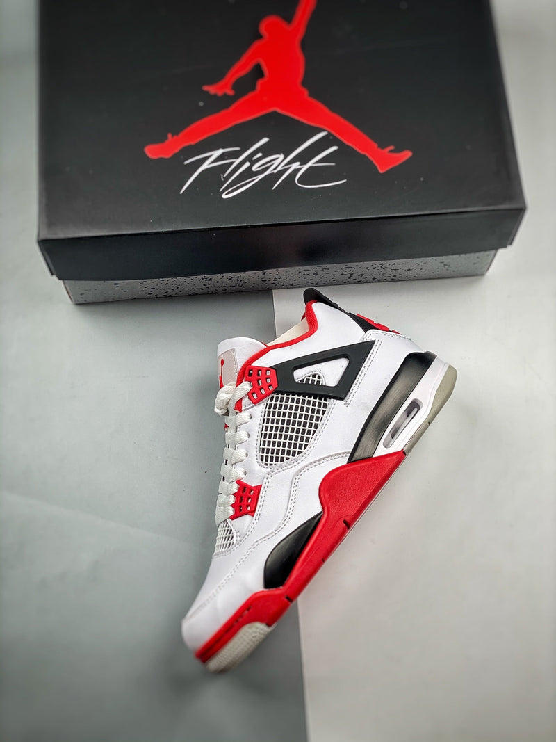 Tênis Nike Air Jordan 4 Retro "Fire Red"