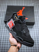 Tênis Nike Air Jordan 4 Retro Black Cat (2020)