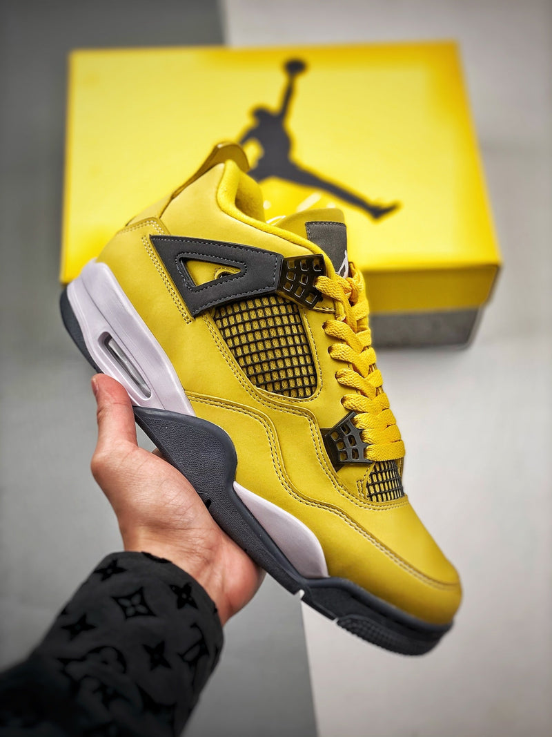 Tênis Nike Air Jordan 4 Retro "Lightning"