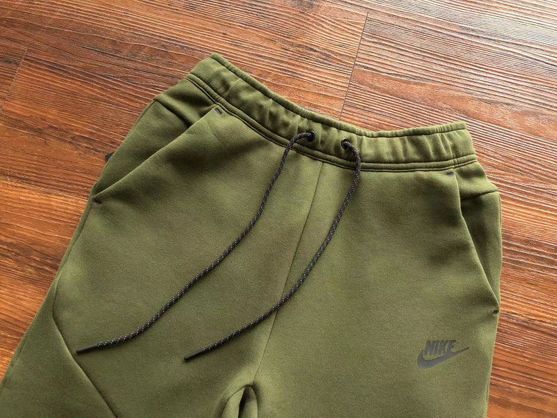 NIKE TECH FLEECE TRACKSUIT 1.1 PREMIUM FULL SET