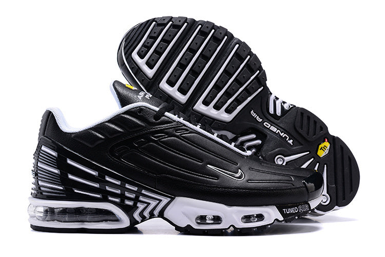 NIKE AIR MAX PLUS 3