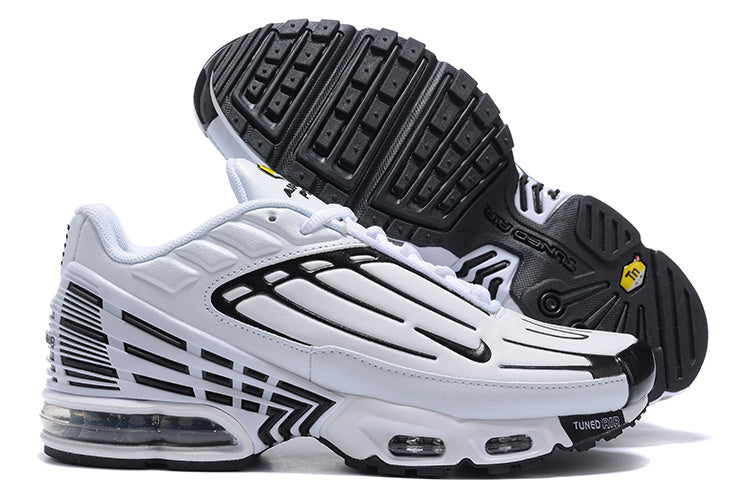 NIKE AIR MAX PLUS 3