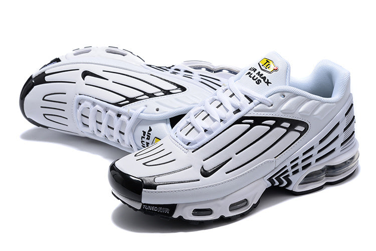 NIKE AIR MAX PLUS 3