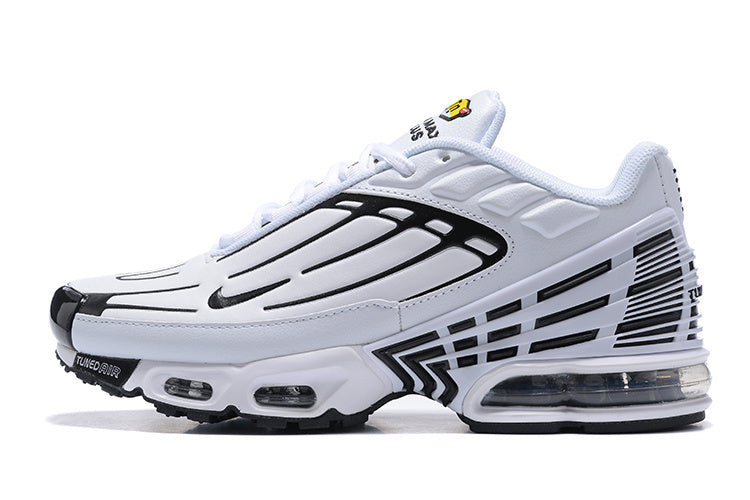 NIKE AIR MAX PLUS 3