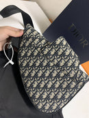 DIOR SADDLE BAG BLACK DETAILS