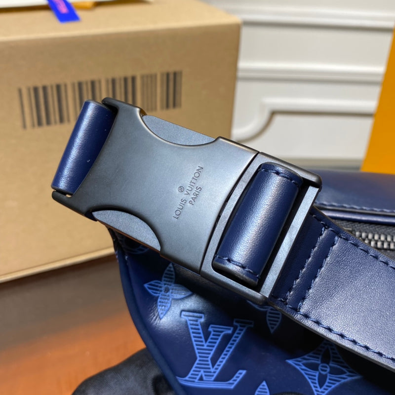 MENS LV BAG BLUE