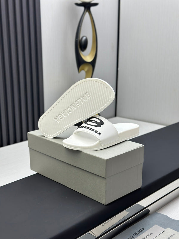 BALENCIAGA SHOES 1.1 PREMIUM