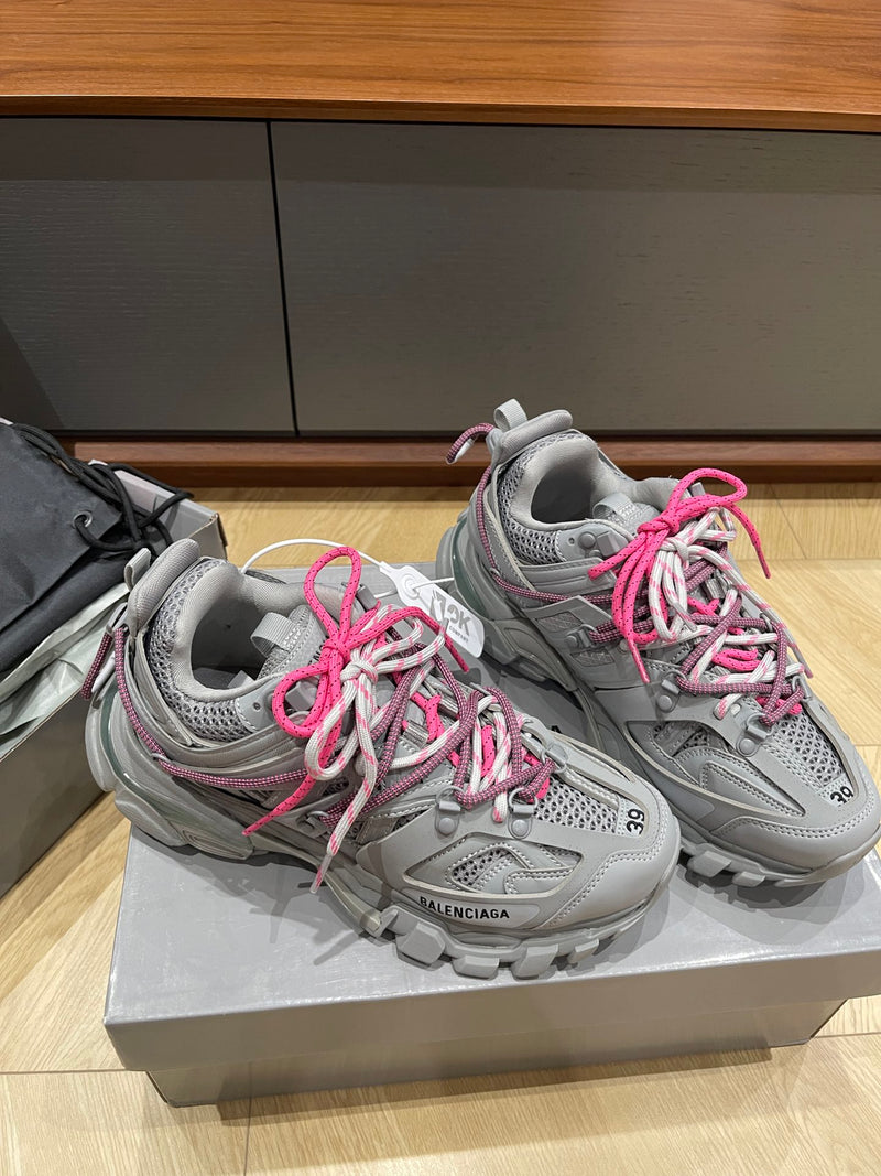BALENCIAGA SHOES 1.1 PREMIUM
