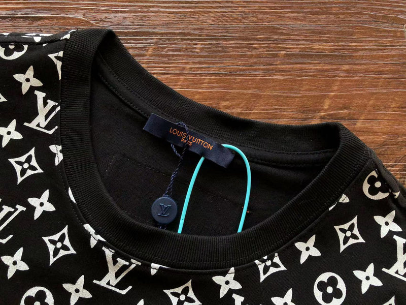 LOUIS VUITTON T-SHIRT PREMIUM 1.1