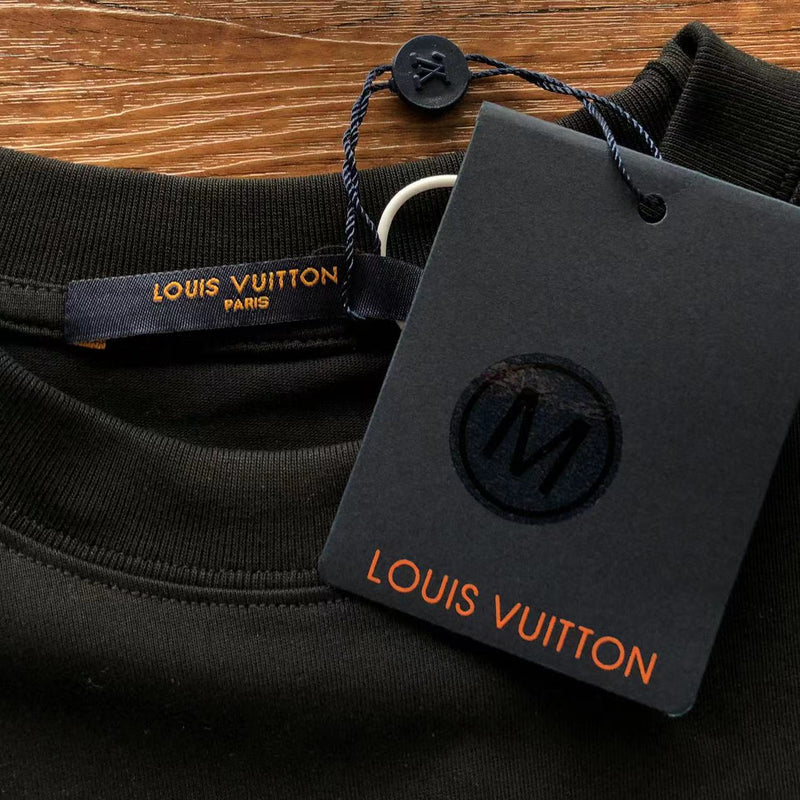 LOUIS VUITTON T-SHIRT PREMIUM 1.1