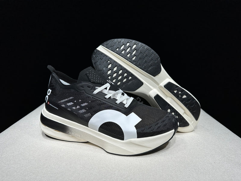 ON CLOUD SHOES PREMIUM 1.1