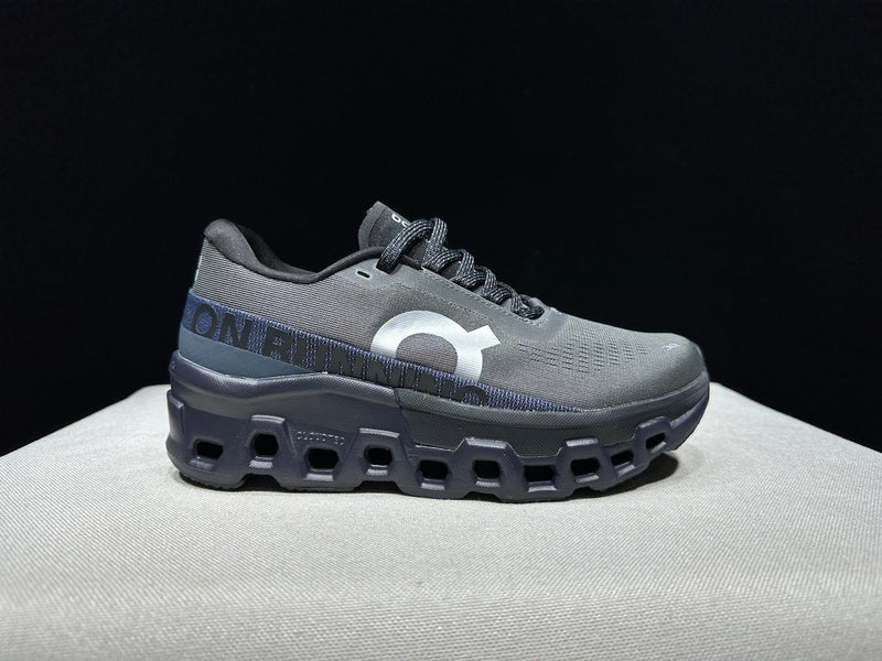 ON CLOUD SHOES PREMIUM 1.1