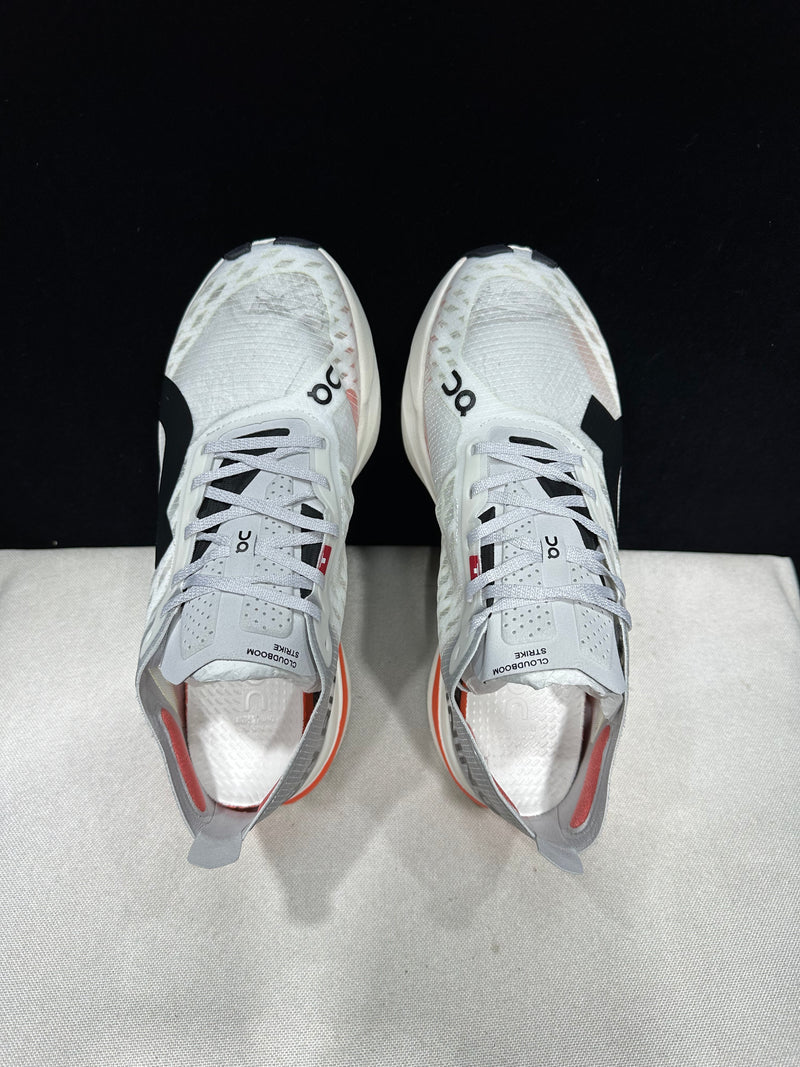 ON CLOUD SHOES PREMIUM 1.1