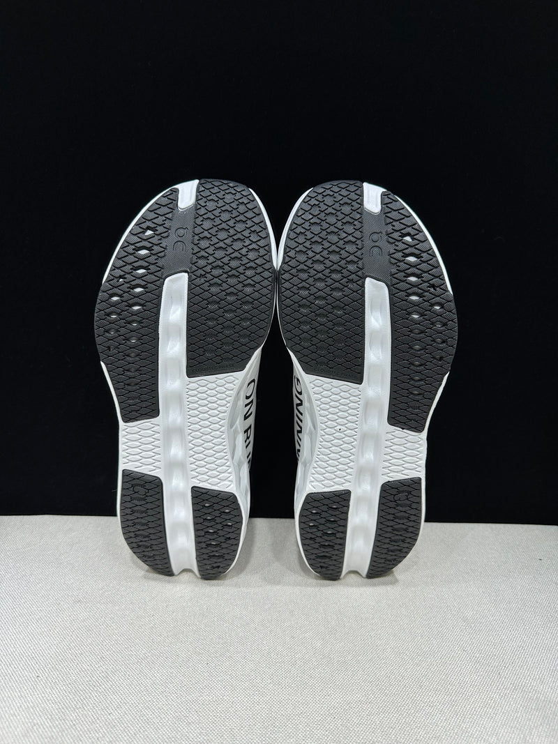 ON CLOUD SHOES PREMIUM 1.1