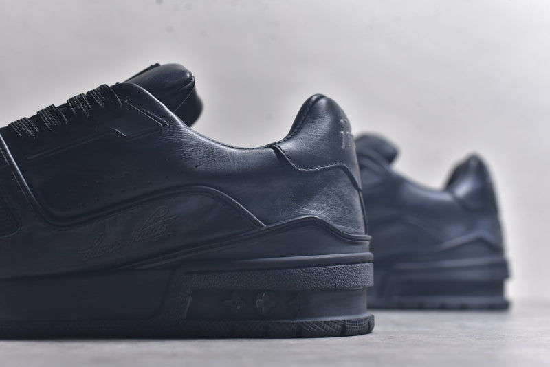 LOUIS VUITTON RUNNERS PREIUM 1.1 SHOES