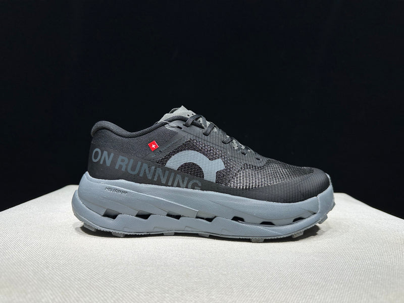 ON CLOUD SHOES PREMIUM 1.1