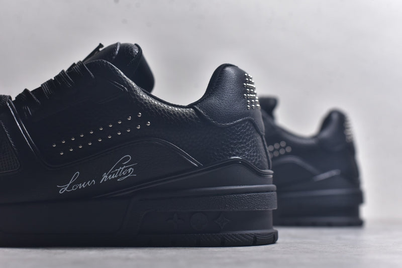 LOUIS VUITTON RUNNERS PREIUM 1.1 SHOES