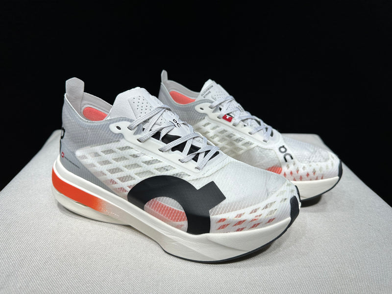 ON CLOUD SHOES PREMIUM 1.1