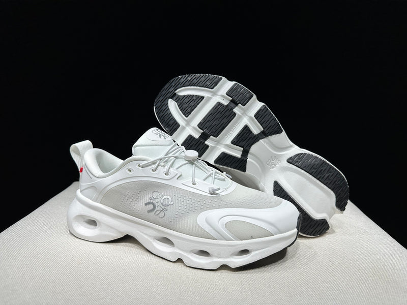 ON CLOUD SHOES PREMIUM 1.1