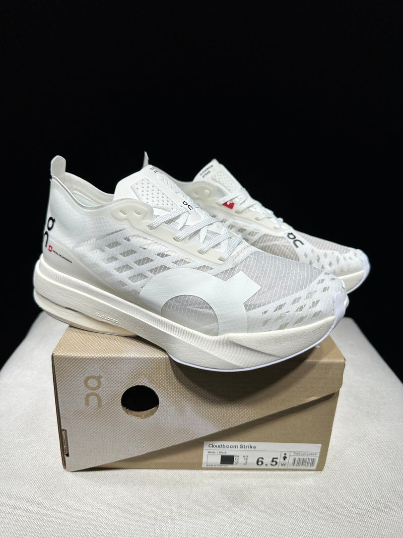 ON CLOUD SHOES PREMIUM 1.1