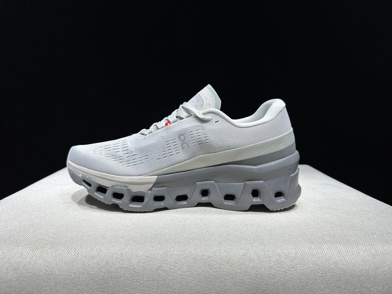 ON CLOUD SHOES PREMIUM 1.1