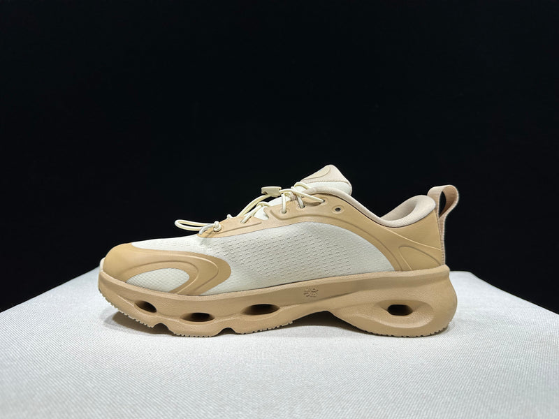 ON CLOUD SHOES PREMIUM 1.1
