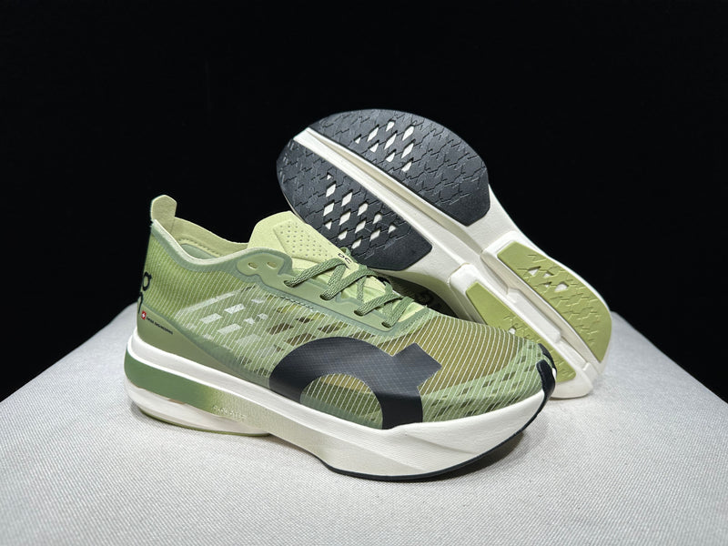 ON CLOUD SHOES PREMIUM 1.1