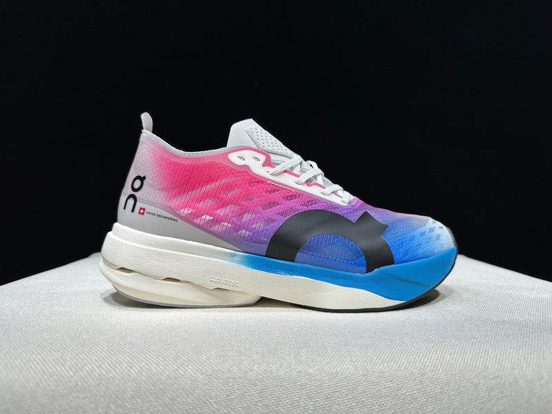 ON CLOUD SHOES PREMIUM 1.1