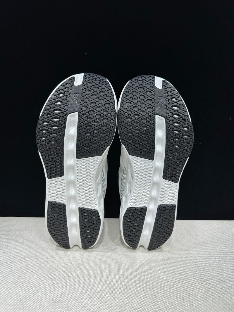 ON CLOUD SHOES PREMIUM 1.1