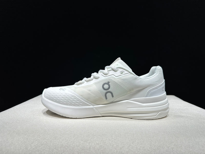 ON CLOUD SHOES PREMIUM 1.1