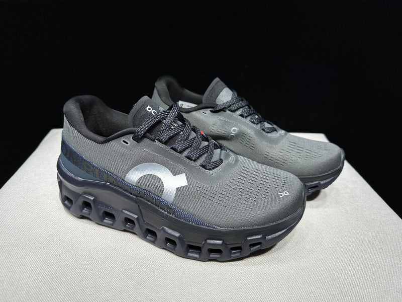 ON CLOUD SHOES PREMIUM 1.1