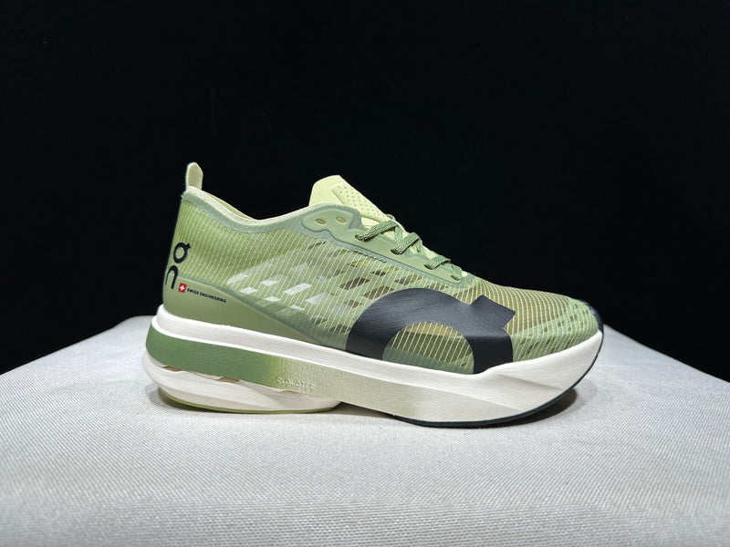 ON CLOUD SHOES PREMIUM 1.1