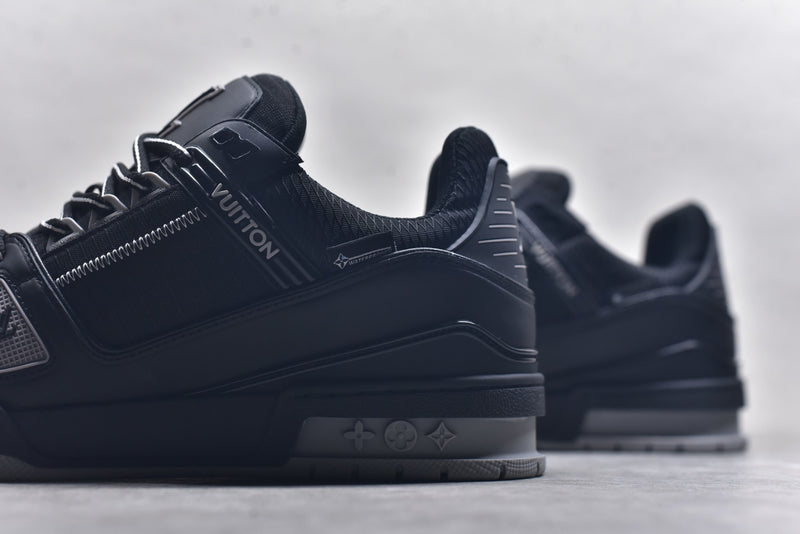 LOUIS VUITTON RUNNERS PREIUM 1.1 SHOES