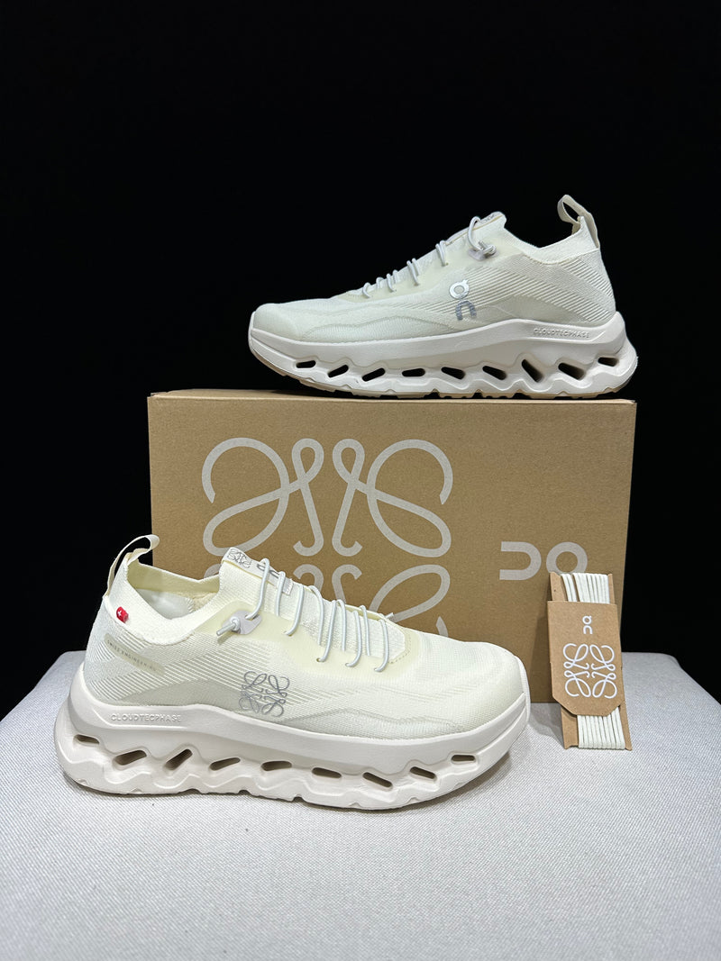 ON CLOUD SHOES PREMIUM 1.1