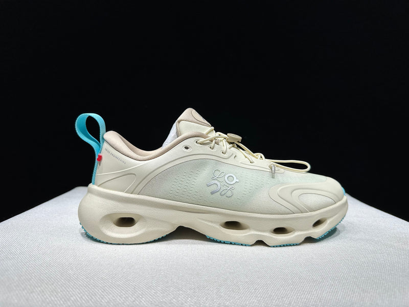 ON CLOUD SHOES PREMIUM 1.1