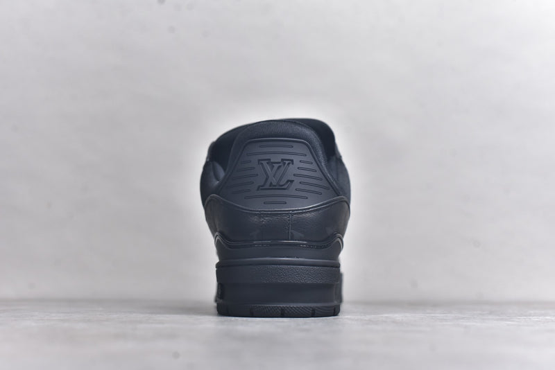 LOUIS VUITTON RUNNERS PREIUM 1.1 SHOES