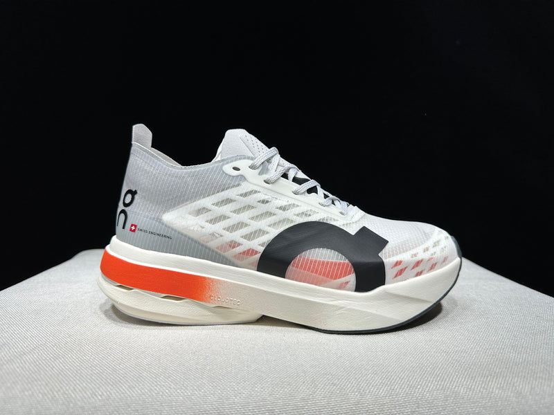 ON CLOUD SHOES PREMIUM 1.1