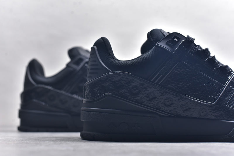 LOUIS VUITTON RUNNERS PREIUM 1.1 SHOES