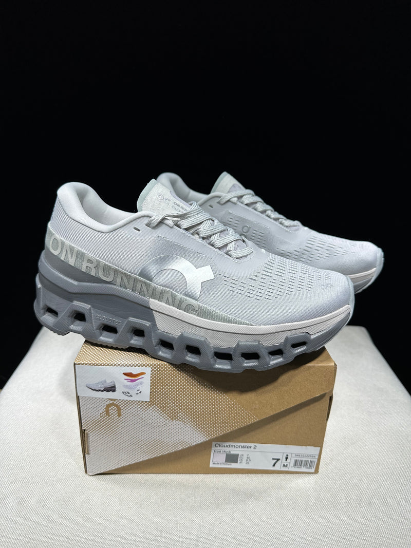 ON CLOUD SHOES PREMIUM 1.1