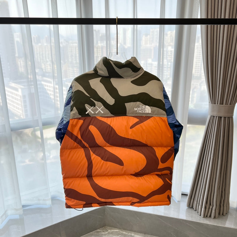 THE NORTH FACE JACKET XX KAWS PREMIUM 1.1