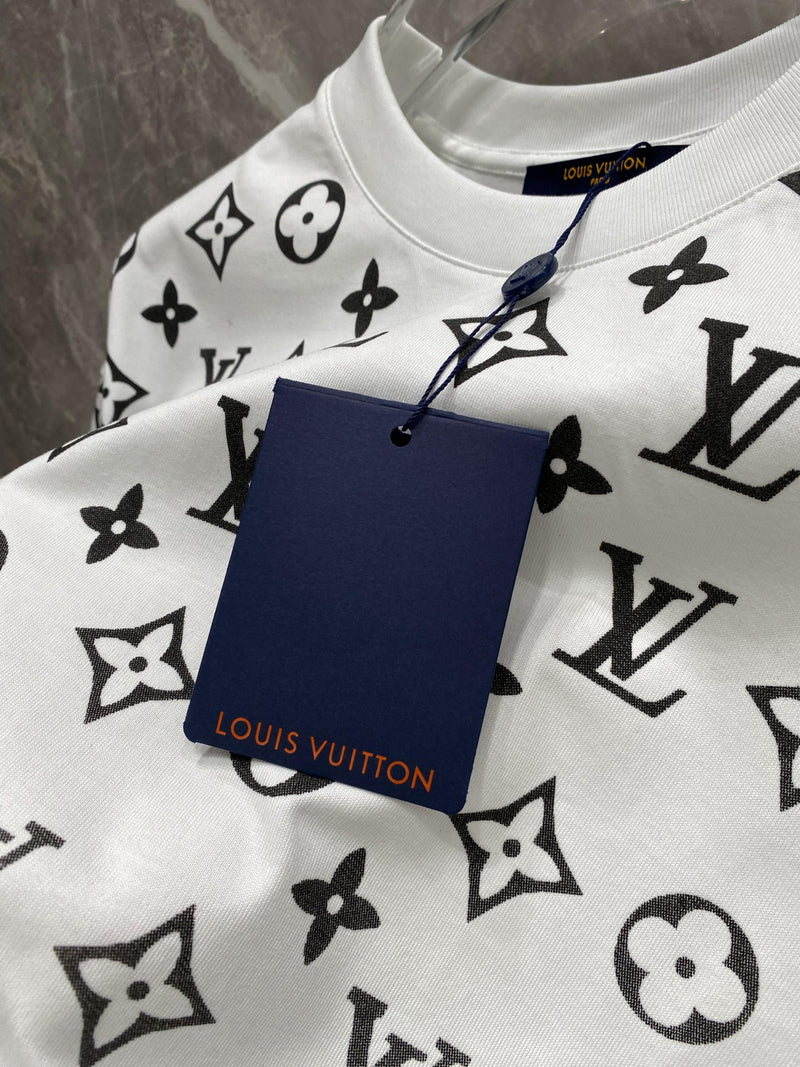 LOUIS VUITTON T SHIRT PREMIUM 1.1