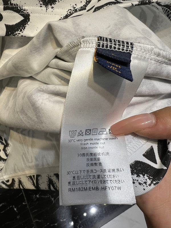 LOUIS VUITTON T SHIRT PREMIUM 1.1