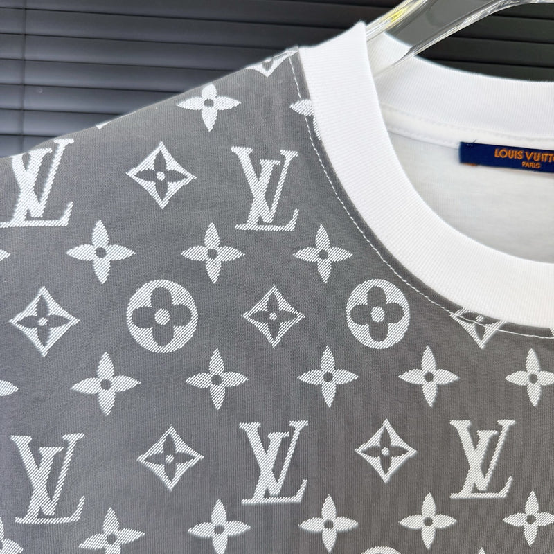 LOUIS VUITTON T-SHIRT PREMIUM 1.1