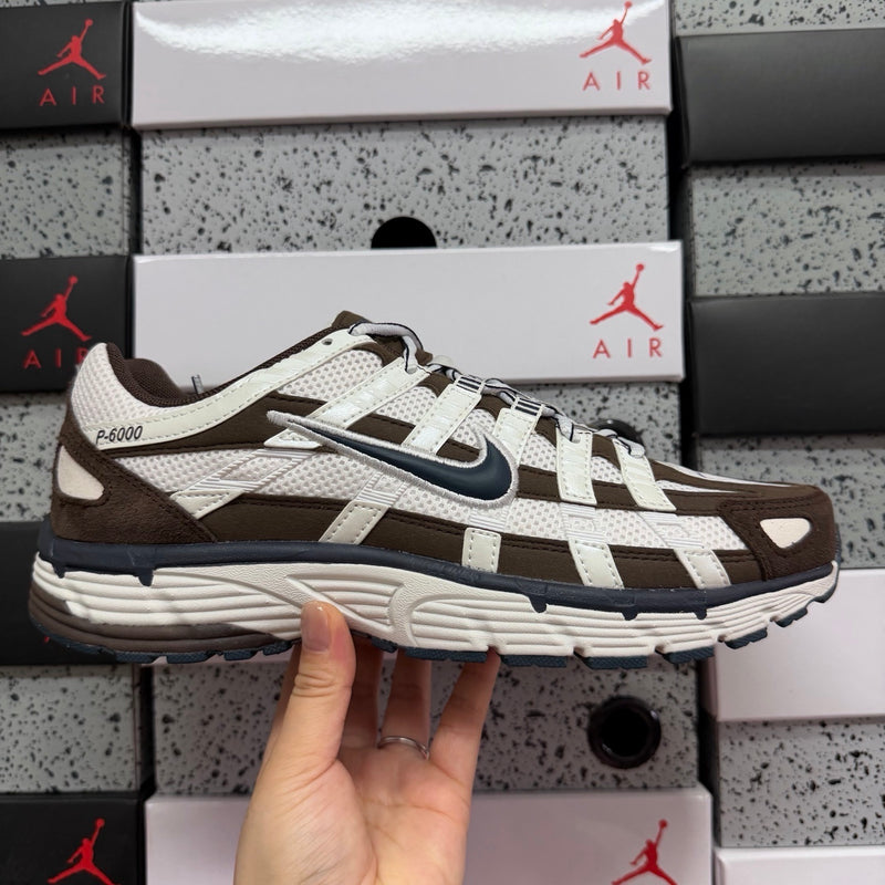 NIKE P-6000 PREMIUM 1.1