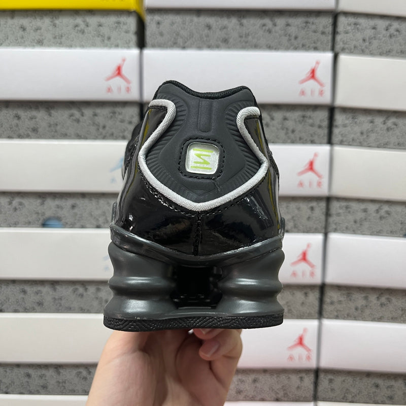 NIKE SHOX 12 MOLAS PREMIUM 1.1