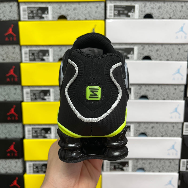 NIKE SHOX 12 MOLAS  PREMIUM 1.1